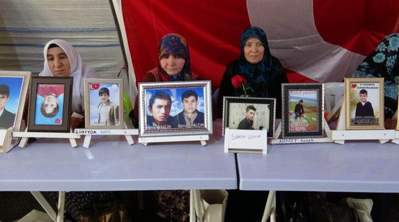 Ailelerin direnişi 969'ncu gününde