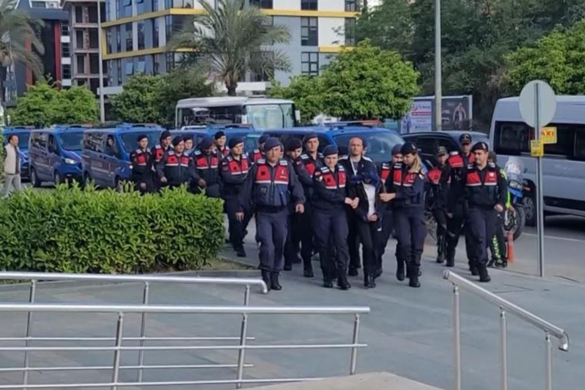 Alanya'da uyuşturucu operasyonunda 7 tutuklama