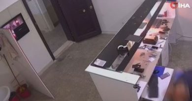 Ankara’da cep telefonu bataryasının patlama anı güvenlik kameralarına yansıdı