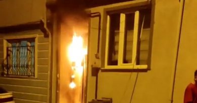 Apartman yangını mahalleliyi sokağa döktü