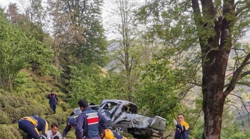 Artvin’de trafik kazası: 1 ölü, 3 yaralı !