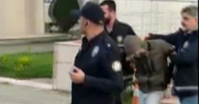 Babası ve babannesini darbedip sosyal medyada paylaştı