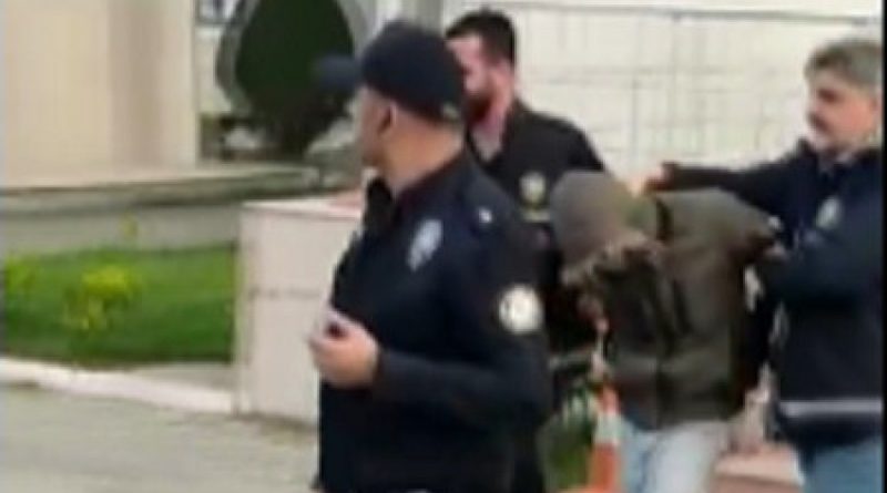 Babası ve babannesini darbedip sosyal medyada paylaştı