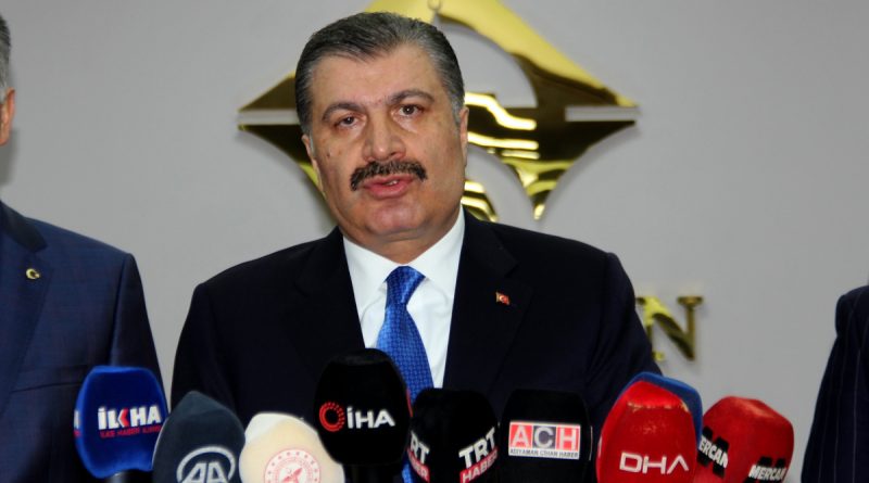 Bakan Koca'dan maske açıklaması! Bilim Kurulu toplantısına işaret etti