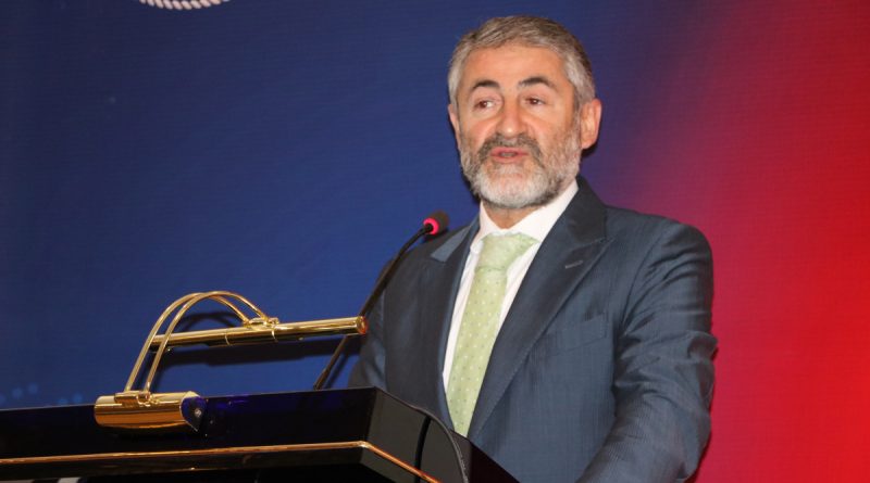 Bakan Nebati: '45 milyon turist, 35 milyar dolar hedefimizi geçeceğimize inanıyorum'