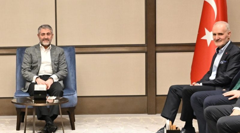 Bakan Nebati: 'Enflasyonla mücadelede adımlarımızı kararlılıkla atmaya devam edeceğiz'