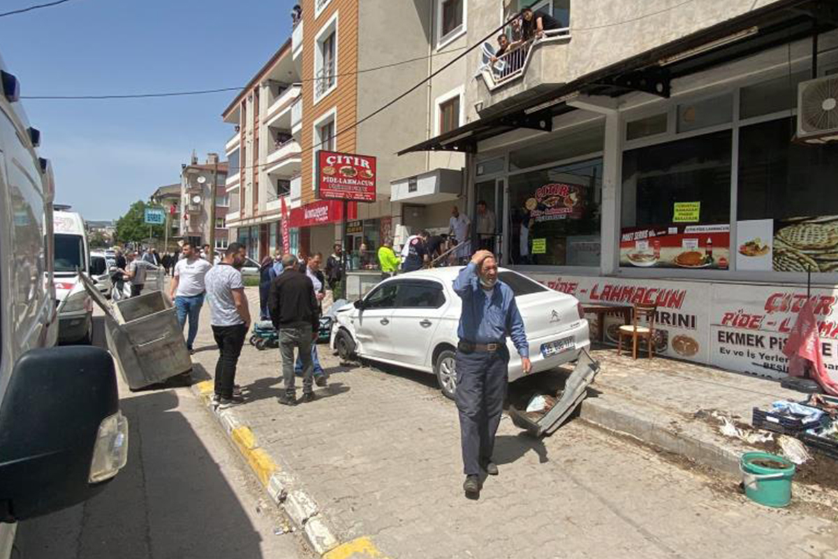 Balıkesir’de kaza: 6 yaralı