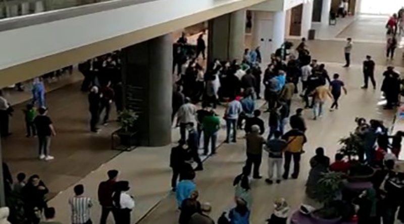 Başaksehir'de hasta yakını terörü, korku dolu anlar yaşattı