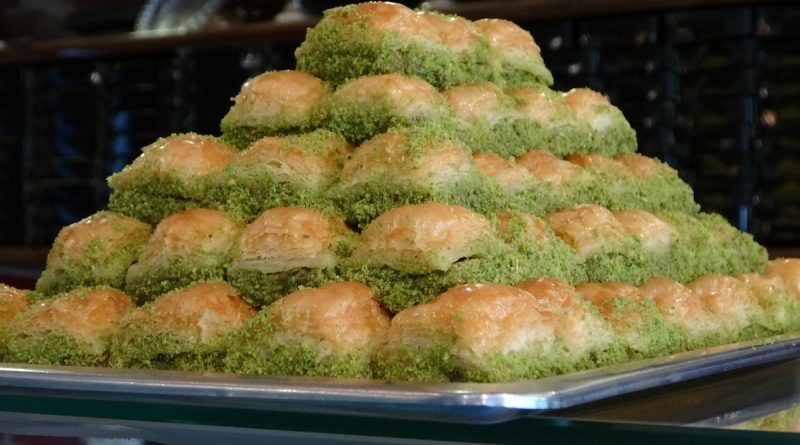 Bayramda tatlı tüketimine dikkat!