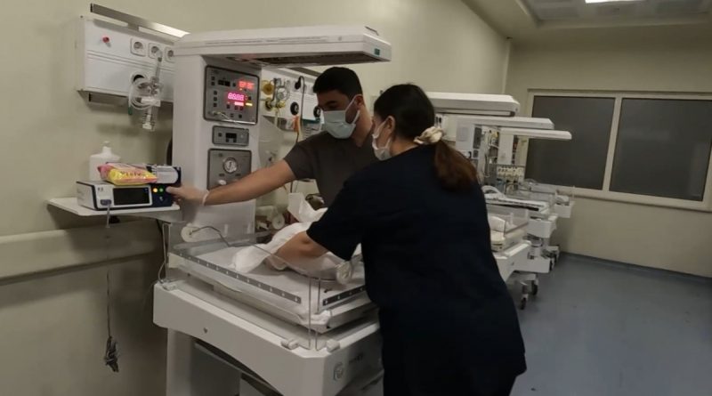 Bebeklere nüfus cüzdanının hastanede verilmesi uygulaması Şanlıurfa’da başladı