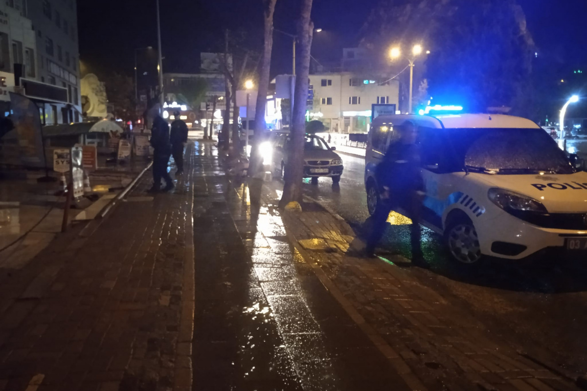 Bıçaklı kavgada yaralanan yabancı uyruklu şahıs hayatını kaybetti