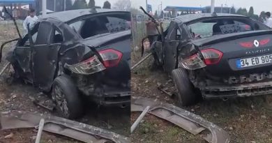 Bursa'da kayganlaşan yolda kontrolden sâdır otomobil taklalar attı : 1 ölü 1 çorlu