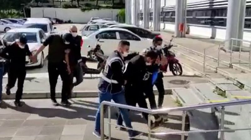 Depodan 1 milyon lira değerinde su tesisatı çalan 4 kişi tutuklandı