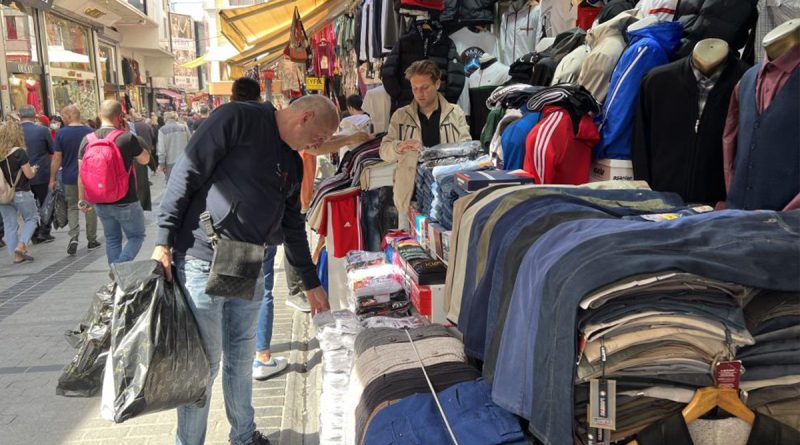 Eski günlerini arayan Mahmutpaşa’da hareketlilik başladı