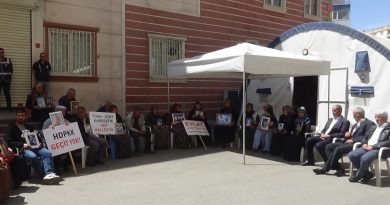 Evlat nöbetindeki baba, oğlunu HDP’den istiyor