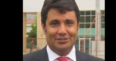 FETÖ firarisi Cumhuriyet Başsavcısı semt pazarında yakalandı