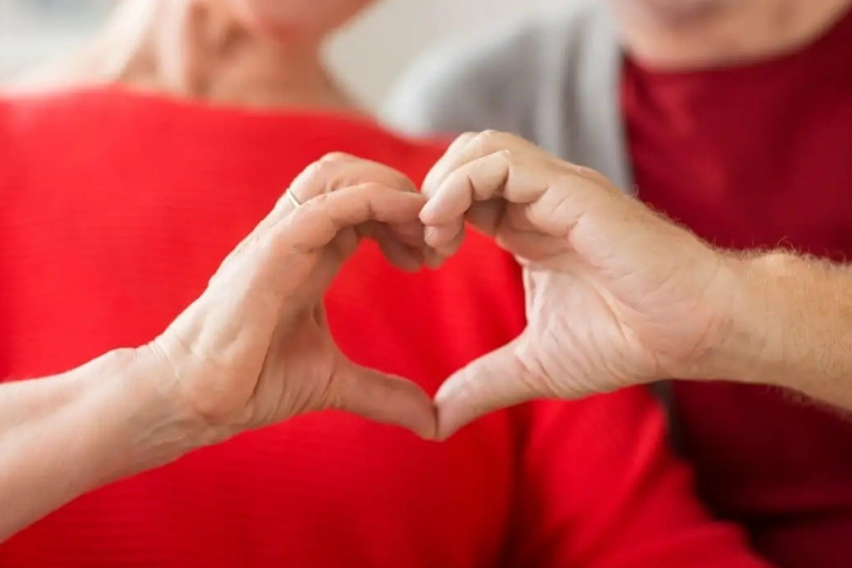 'Gençlerde çok sık tüketilen enerji içecekleri kalp krizi riskini arttırıyor'