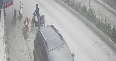 Gözüne kestirdiği motosikleti böyle çaldı