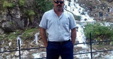 Hurda sökümü yaptığı esnada çatıdan düşerek hayatını kaybetti