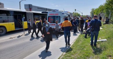 İkitelli’de İETT otobüsünün karıştığı zincirleme trafik kazasında bazı yolcular yaralandı