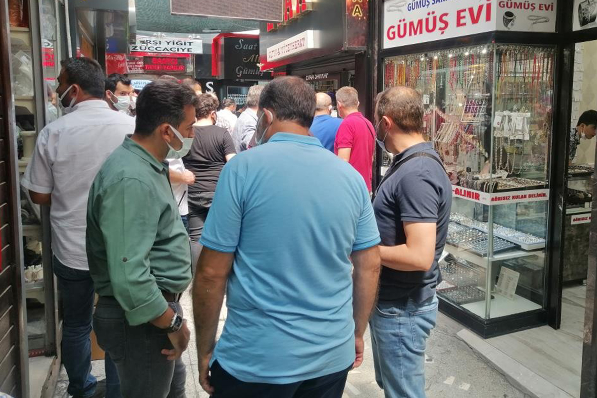 Kar vaadinde bulunup 34 müşterisini dolandıran kuyumcuya 81 yıl hapis cezası