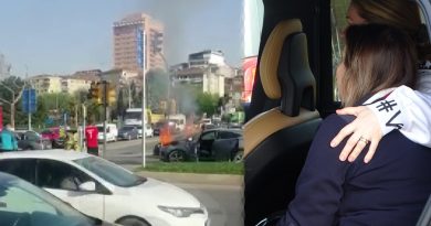 Kartal’da lüks otomobile çarpan lüks cip alev alev yandı