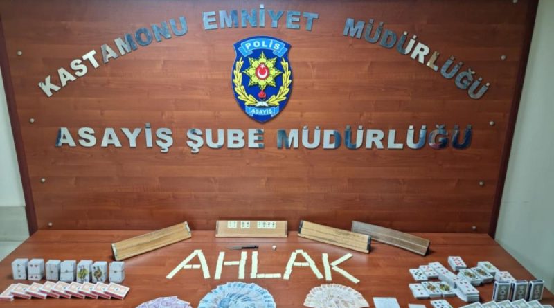 Kastamonu’da kumar baskını: 10 kişiye para cezası kesildi