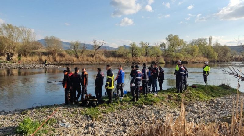 Kayseri'de feci kaza: Irmağa uçan araçtan karı kocanın cansız bedeni çıktı