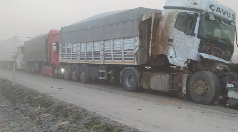 Kum fırtınası kazalara sebep oldu: 7 zarar görmüş