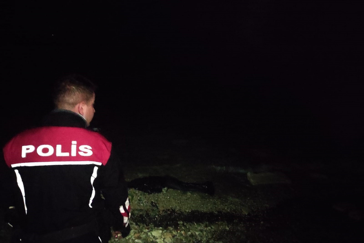 Kuşadası’nda kıyıya vurmuş erkek cesedi bulundu