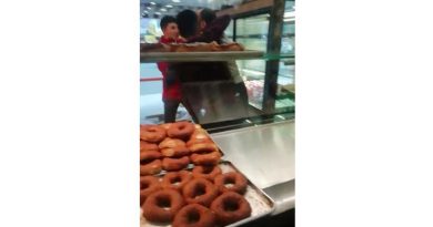 Motosiklet hırsızlığı yaptığı iddia edilen şahıs, husumetlilerinin saldırısına uğradı