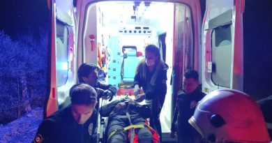 Ormanlık alana düşen adamı itfaiye ekipleri kurtardı
