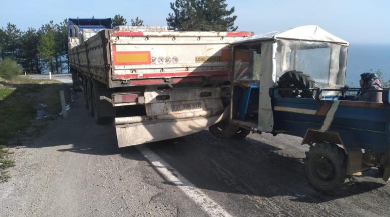 Pat pat tıra çarptı, buruları bile kanamadan kurtuldular