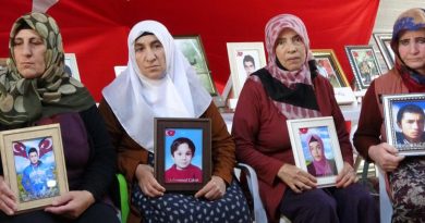 PKK-HDP mağduru ailelerin kararlı direnişi 970’inci gününde