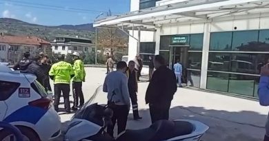 Sakarya’da feci olay: Lisede çıkan kavgada fenalaşan öğrenci hayatını kaybetti