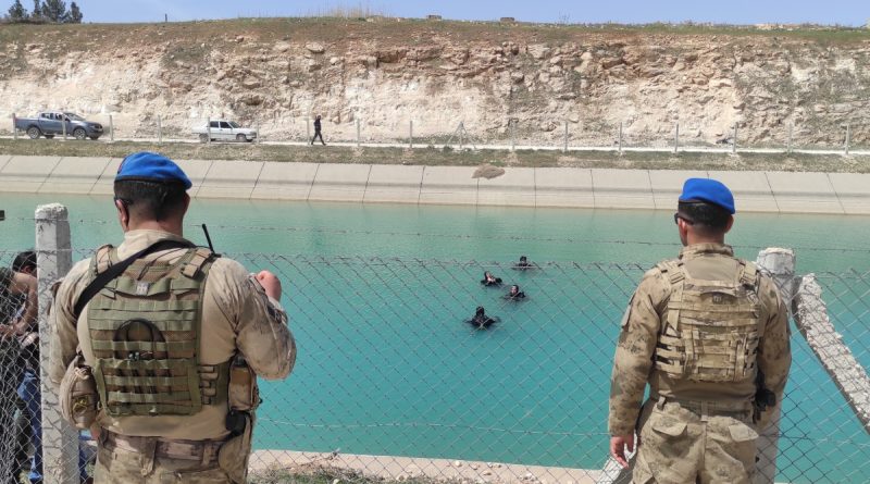 Şanlıurfa'da 3 kişinin cesedine ulaşan ekiplerin 2 kişiyi arama çalışmaları sürüyor