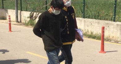 Satışa çıkartılan aracı kendine ait gösterip dolandırdı