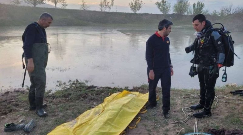 Serinlemek için sulama kanalına giren genç boğuldu