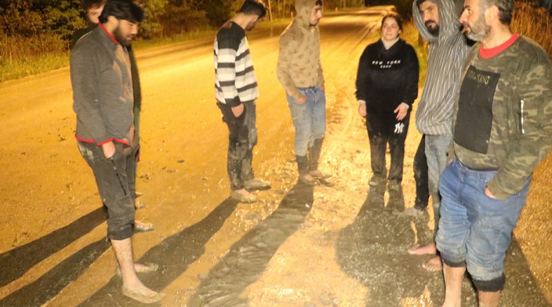 Sınırda Yunan zulmü: Göçmenleri ölüme ittiler