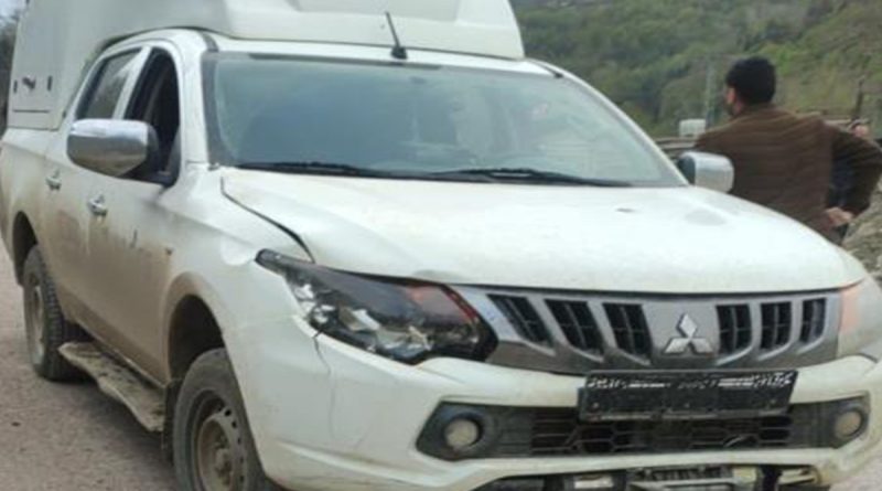 Sinop’ta pikap, yol inşaatında çalışan işçilere çarptı: 1’i ağır 4 yaralı