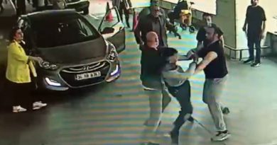 Taksim'de hastane girişinde park kavgası