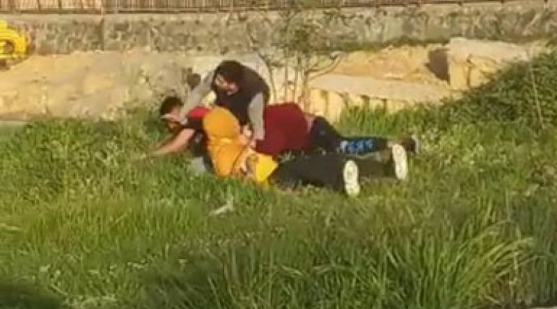 Yabancı uyrukluların tekme tokat kavgası kamerada