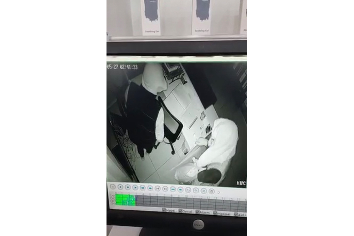 15 yaşındaki çocuk çaldığı televizyonla kaçarken yakalandı