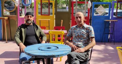 7 milyonluk kafenin dekorasyonu hurdadan