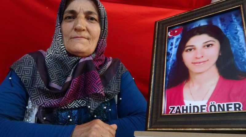 8 senedir evladından ayrı olan anne kızına çağrıda bulundu