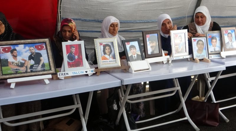 Ailelerin direnişi 1002'nci gününde devam ediyor