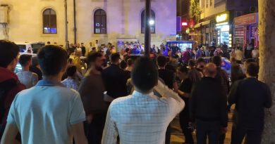 Alacak verecek kavgasında ortalık savaş alanına döndü