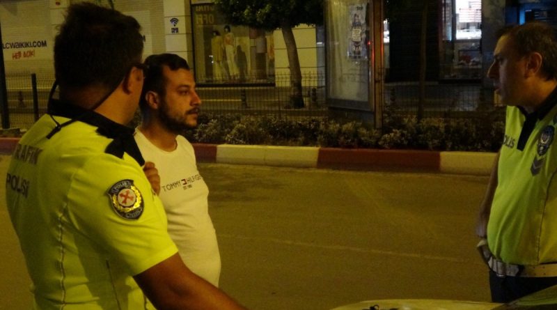 Alkollü araç kullanırken yakalanan aday sürücü: '1 şişe içki kaç promil çıkar?'