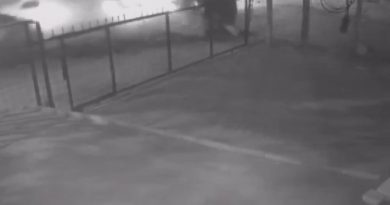 Alkollü sürücü frene basmayınca iki aracı biçti; o anlar kameraya yansıdı