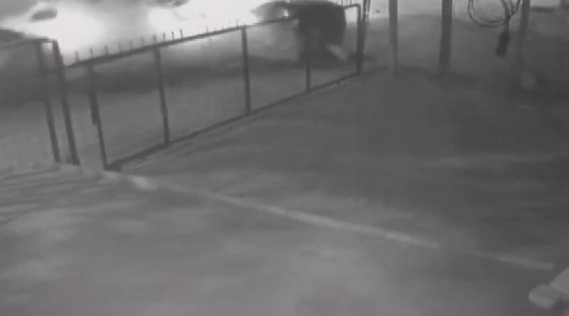 Alkollü sürücü frene basmayınca iki aracı biçti; o anlar kameraya yansıdı